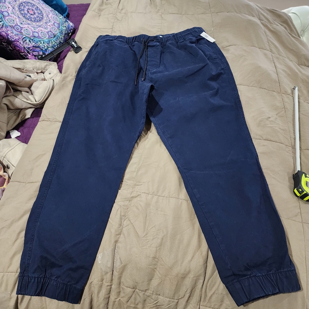 Old Navy Navy Blue Sweatpants - Picture 3 of 12